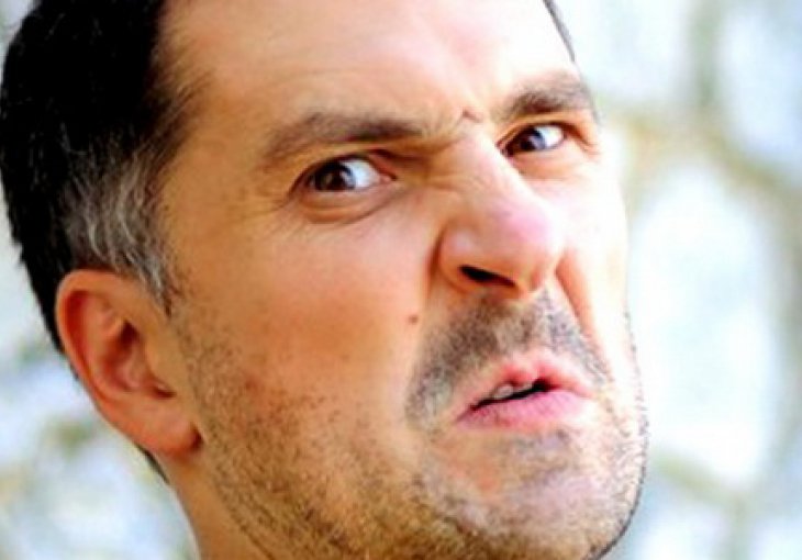 Srami se! Sreća tvoja što ja nisam bio tamo