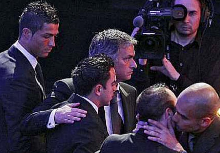 Xavi o Mourinhu: On je kontraverzni fanatik