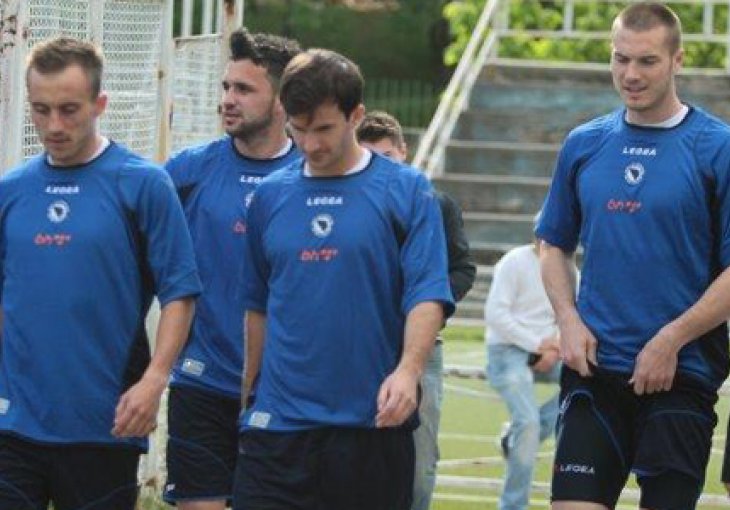 Bez Spahića, Rahimića, Ibiševića, Stevanovića i Zahirovića