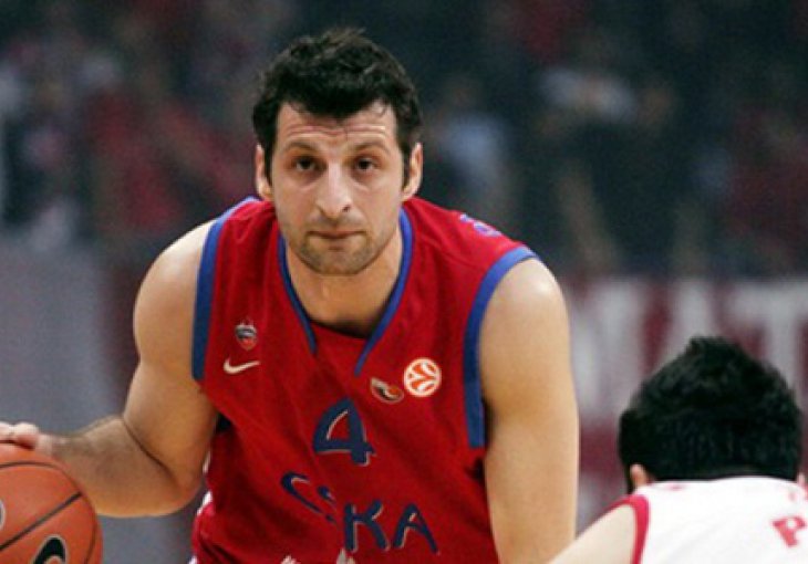 Theo Papaloukas u 36. godini odlučio završiti karijeru