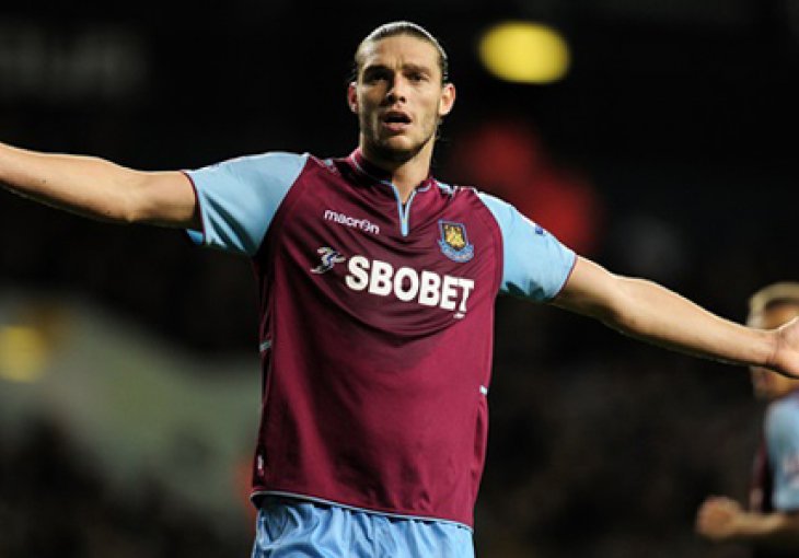 U Liverpoolu odahnuli: West Ham pristao kupiti Andyja Carrolla