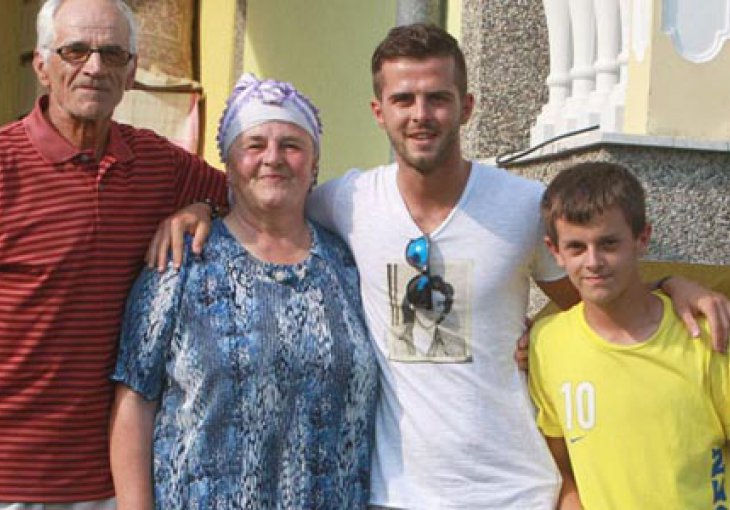 Sirnicu nene Munibe ne može ništa zamijeniti