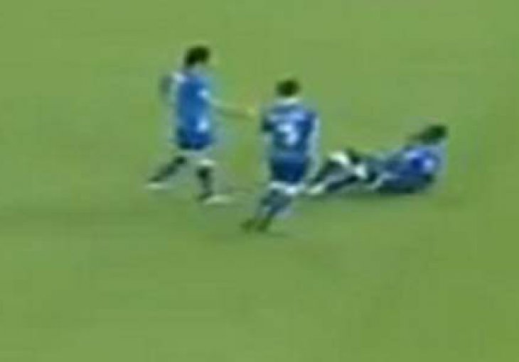 Kakav gaf: Komentatori se smijali Balotellijevoj povredi