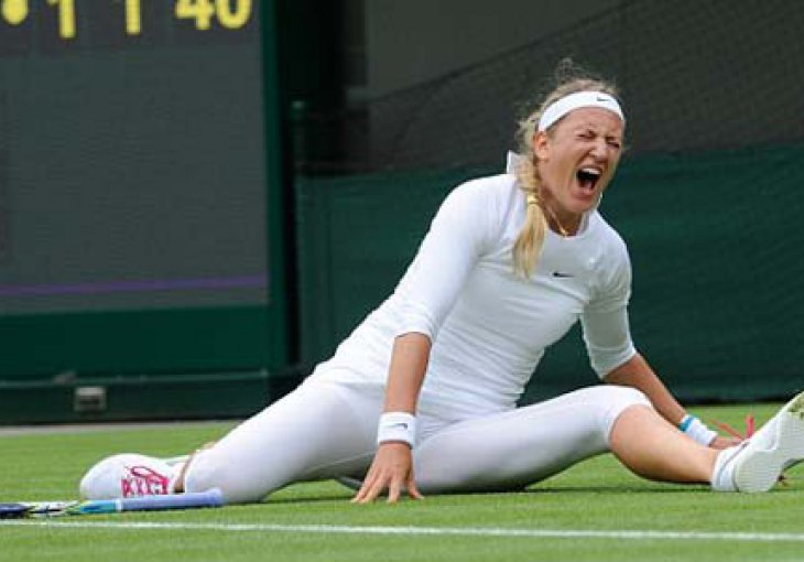 Kraj za Saru Errani, Azarenka se borila i sa povredom i sa protivnicom