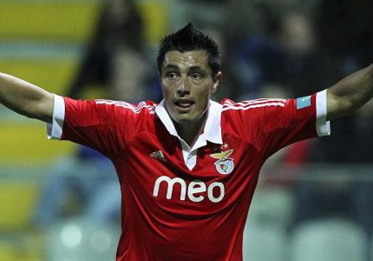 Ovo je Pellegrinijeva zamjena za Carlosa Teveza?