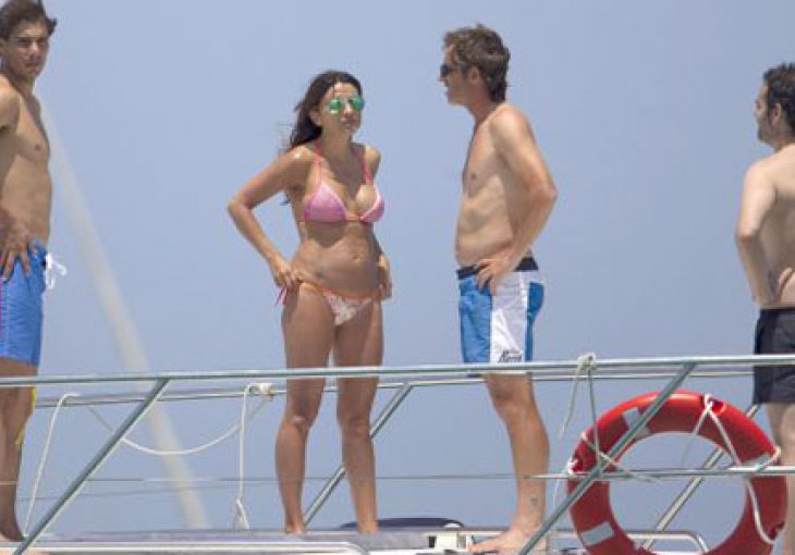 Rafael Nadal sa ekipom se provodi na Ibizi