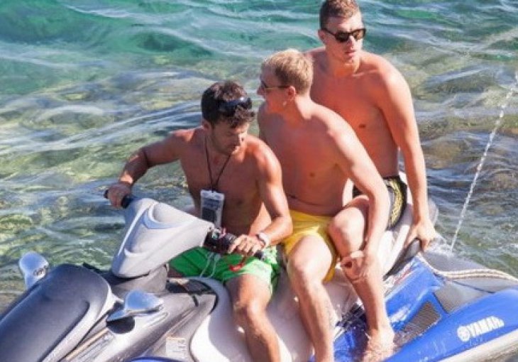 Pogledajte što se desi kad tri slavna Bosanca sjednu na jet-ski