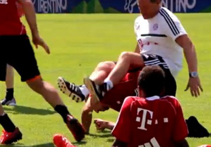 Ribery na treningu bacio na zemlju fizioterapeuta Bayerna