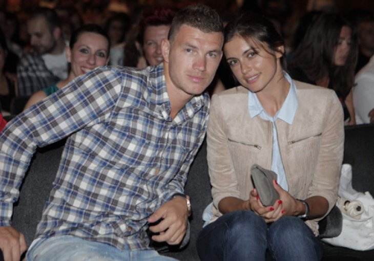 Džeko i Amra gledali Macinu predstavu 