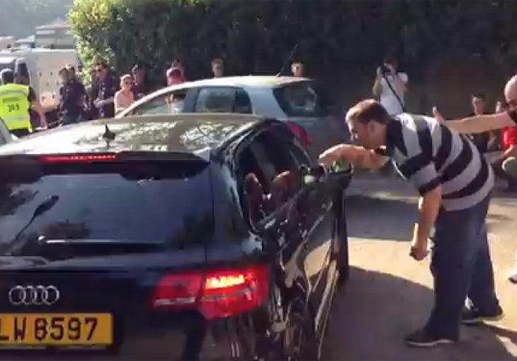 Bijesni navijači Rome uvredama dočekali Pjanića