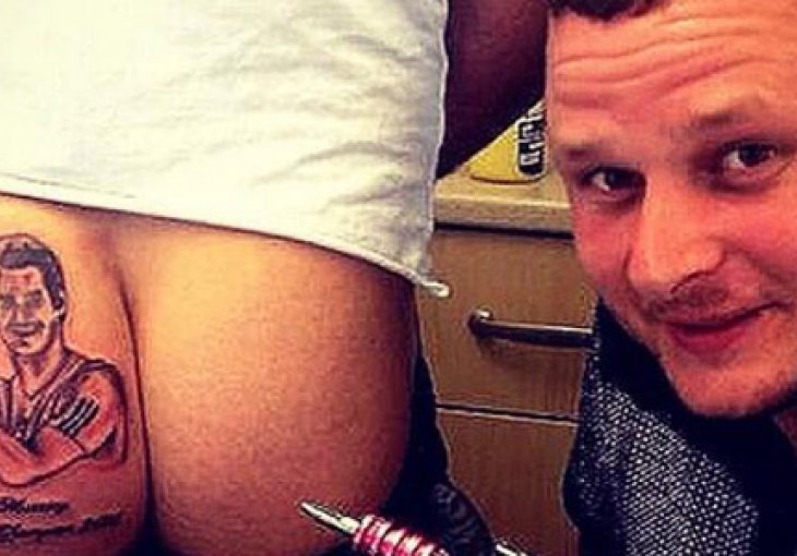 Britanac istetovirao na stražnjici Andyja Murraya sa peharom!