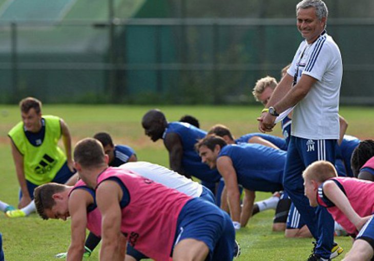 Jose Mourinho otpisao Liverpool i Arsenal iz utrke za titulu