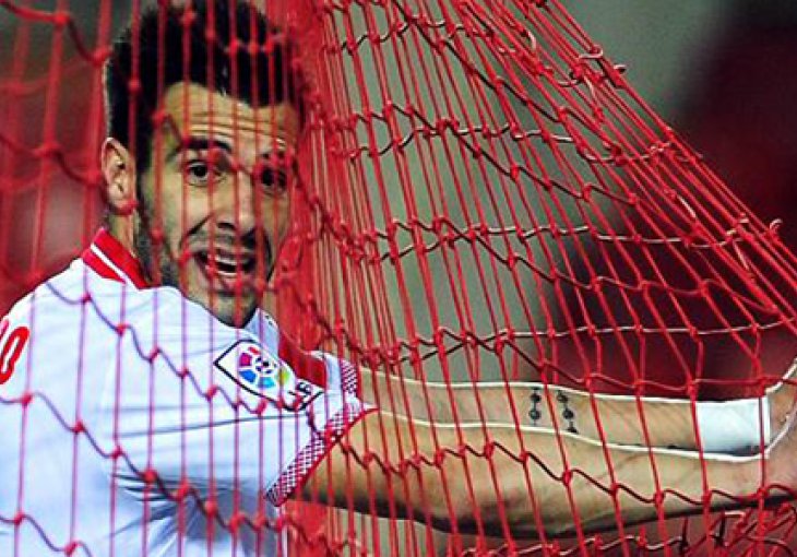 Sevilla objavila detalje transfera Alvara Negreda u City