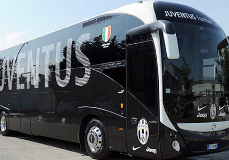 Uđite u Juventusov fascinantni autobus