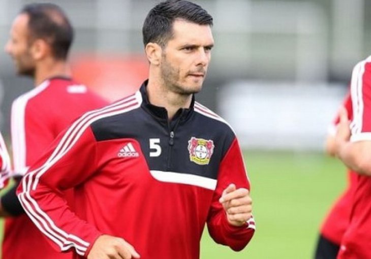 Emir Spahić je u samo nekoliko dana oduševio saigrače u Bayeru