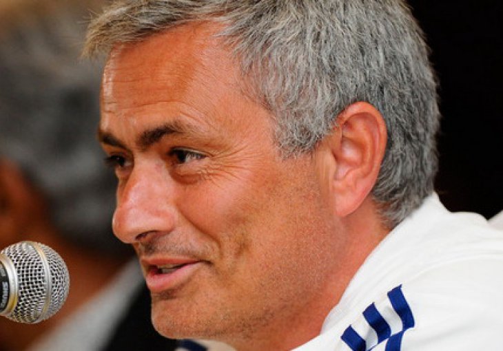 Mourinho mudro prebacio pritisak na Edina Džeku i društvo