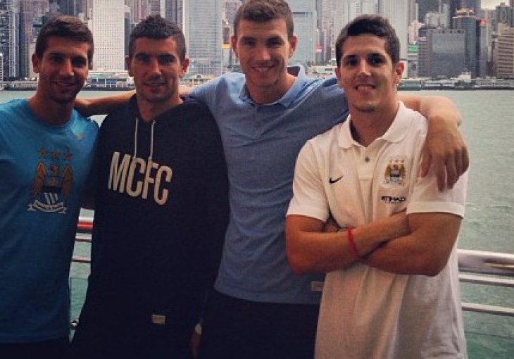 Džeko okupio raju u Hong Kongu i poručio: Mi, Balkanci!