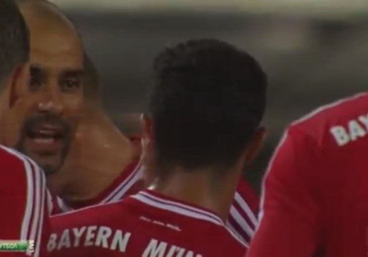 Pep Guardiola ošamario Thiaga Alcantaru!