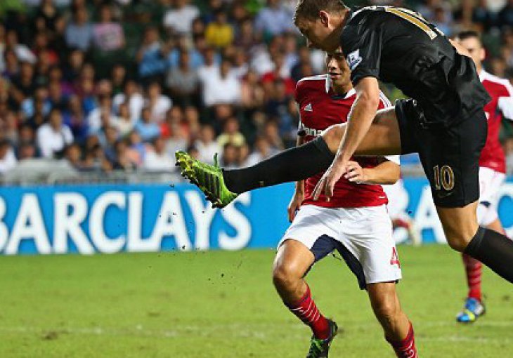 City se bori da zadrži Edina Džeku na Etihadu