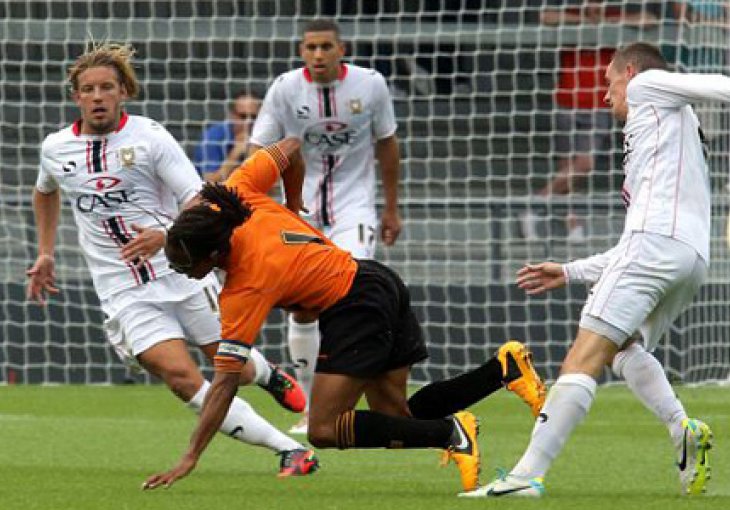 Edgar Davids uvodi revoluciju: Nosit će jedinicu, a neće braniti