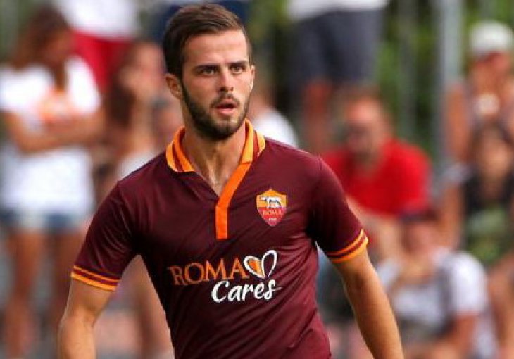 Na stolu dvije ponude, Pjanić dobiva zeleno svijetlo da počne pregovore?