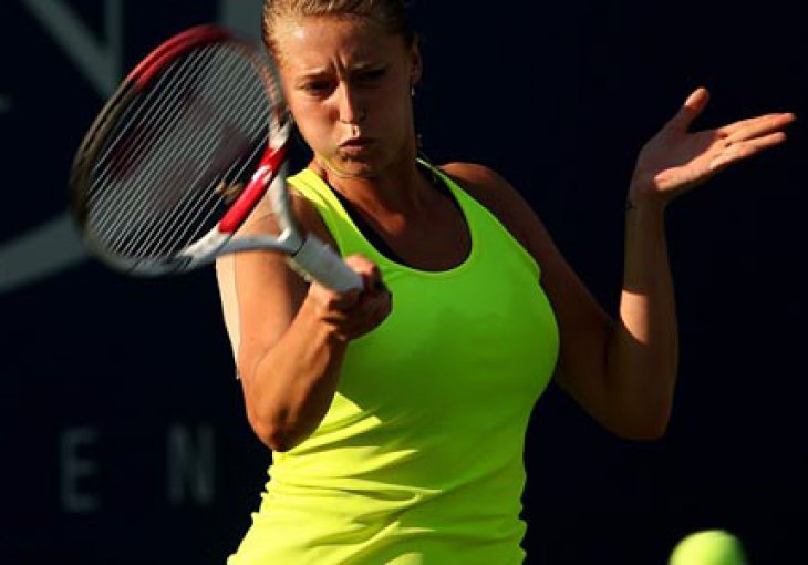 Ruska teniserka gađala sudiju lopticom