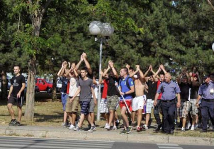 Policija u Vukovaru jedina nada da se na ulicama ne prolije krv