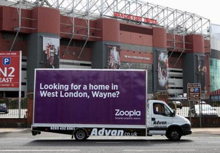 Poruka ispred Old Trafforda: Tražiš li stan u zapadnom Londonu, Wayne?