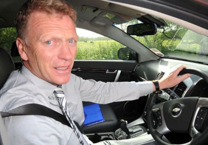 Priča o škrtarenju dobila novu dimenziju: Everton bijesan na Moyesa