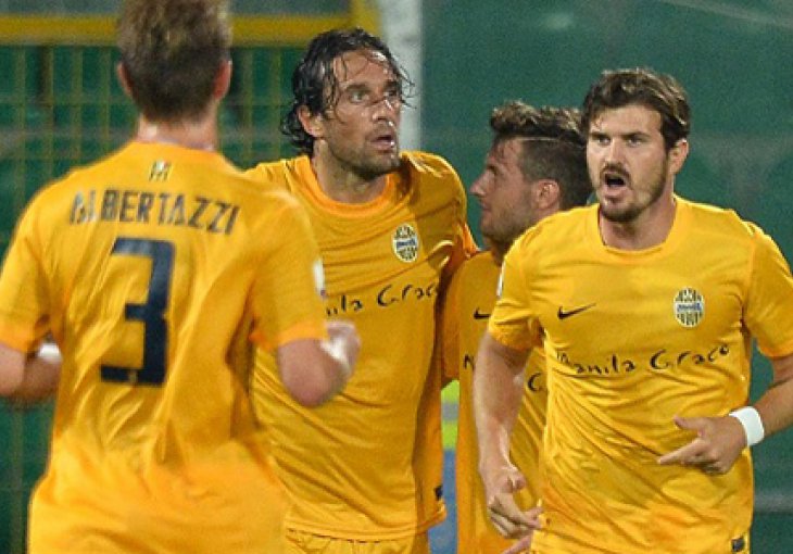 Luca Toni srušio Rossonere