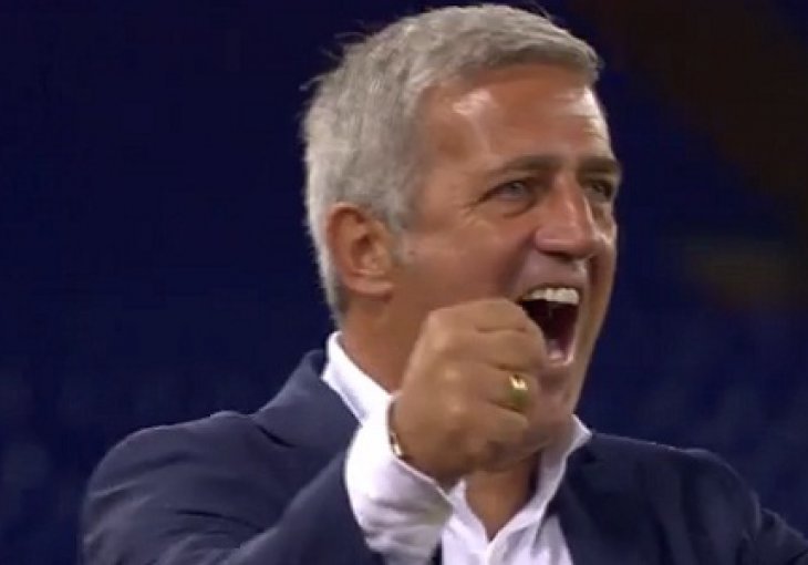 Pogledajte kako je Kelava sinoć častio Petkovića i Lulića