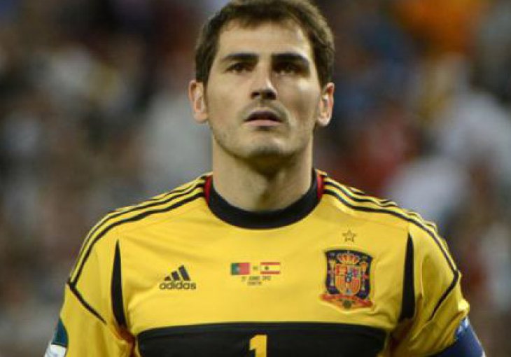 Dogovoren transfer, Casillas u narednih 48 sati napušta Real?