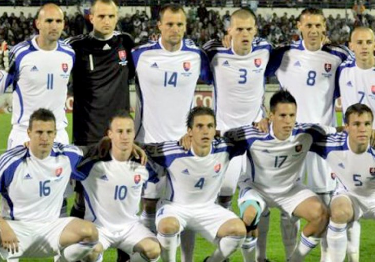 Slovaci u problemima: Zamjenjen Legijin golman, napadač Cottbusa u masnicama