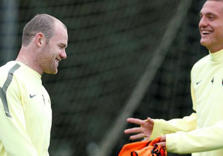 Vidić je igrač Uniteda koji je Rooneya jučer nokautirao na treningu