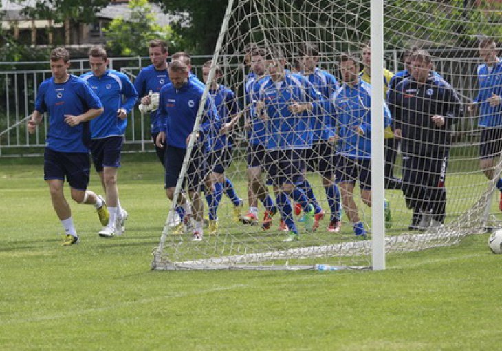 Ivica Osim pratio trening Zmajeva u Hrasnici