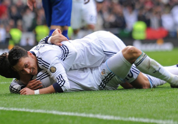 Ronaldo ljut zbog Özilovog odlaska: On je najbolje shvatao moje kretanje