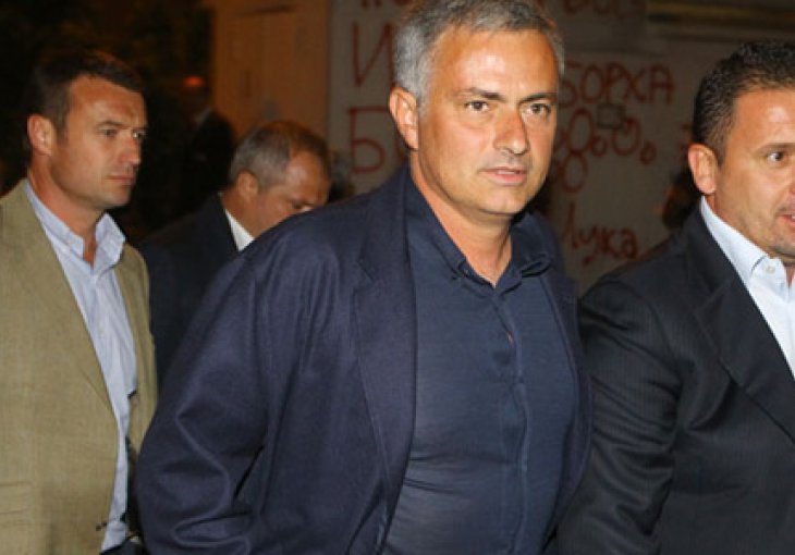 Mourinho u društvu 