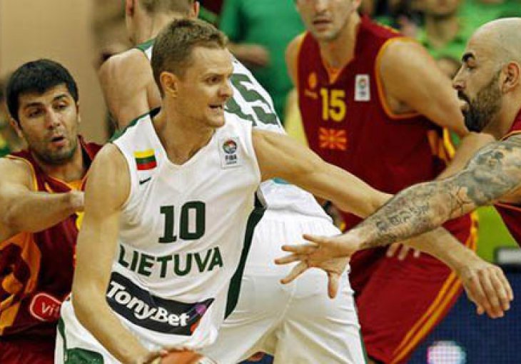 Antić ljut: Pitajte selektora zašto smo igrali loše
