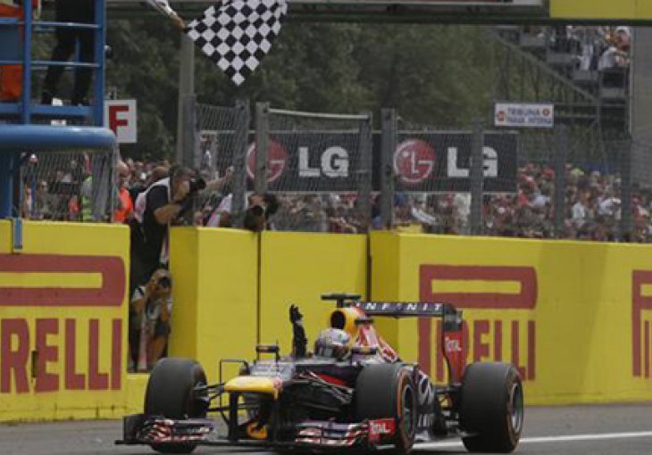 Sebastian Vettel Red Bullu daje krila
