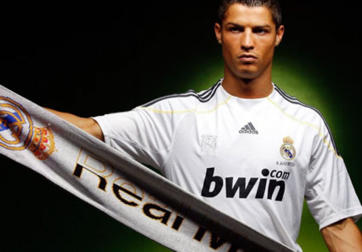 Cristiano Ronaldo svakih 60 minuta zaradi nevjerovatnih 2.400 eura