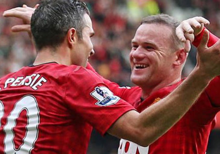 Van Persie o Rooneyu i Fellainiju sipao komplimente