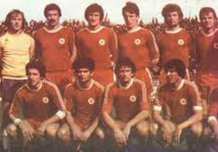 Fudbaleri Veleža u dresovima poput onih iz najslavnijih dana