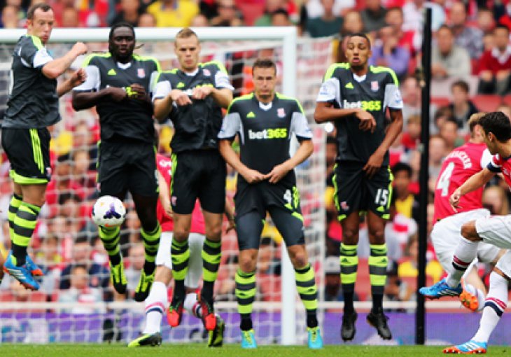 Ozil prvi asistent Premier lige, Wenger kaže to je tek zagrijavanje