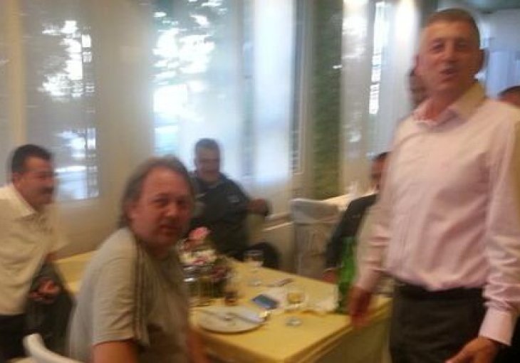 Pogledajte ko je danas ručao zajedno u hotelu Holivud