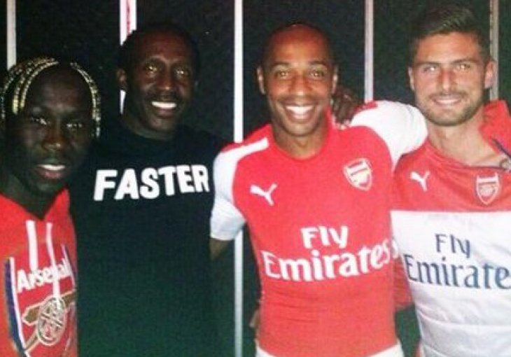 Kakve su to dresove obukli Henry i Giroud?!