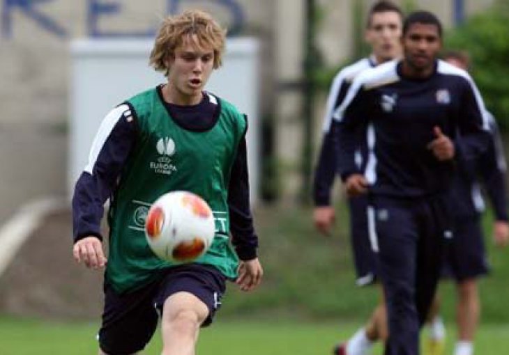 Tottenham za Halilovića nudi 20 miliona, ali otac Sejad 