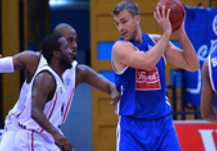 Sramotan niz Cibone, 27 poraza zaredom