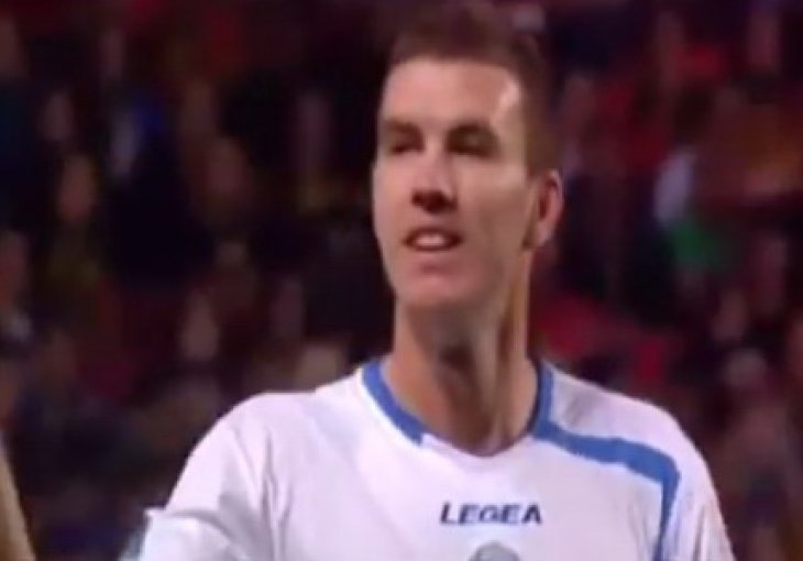 Trenutak kad je Džeko digao stadion na noge: Hajde, da vas čujem!