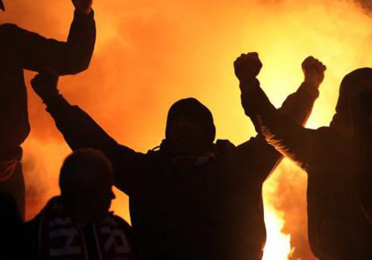 FIFA bogatija zbog ustaških pozdrava i baklji za 50.000 franaka