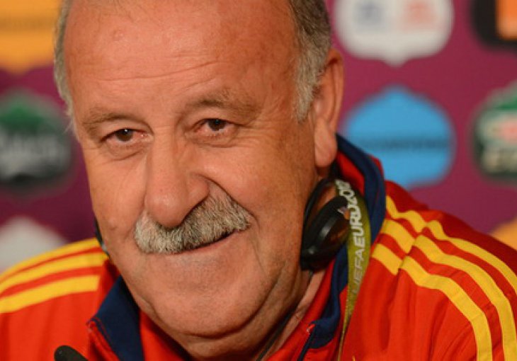 Del Bosque će voditi Španiju i na Euru